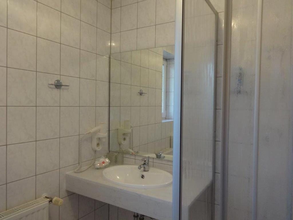 Hotel Am Schlosspark Mallin Room photo