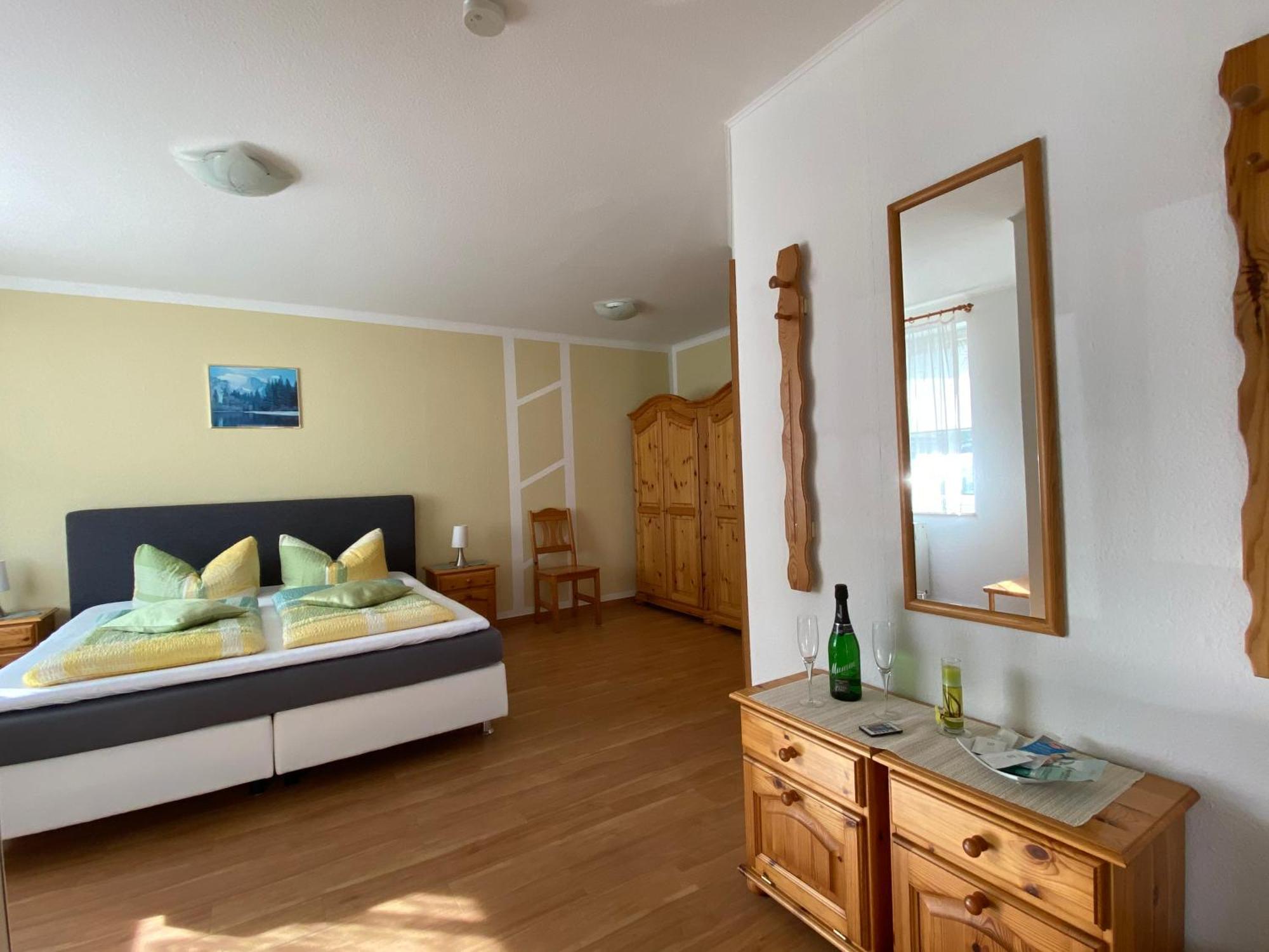 Hotel Am Schlosspark Mallin Room photo
